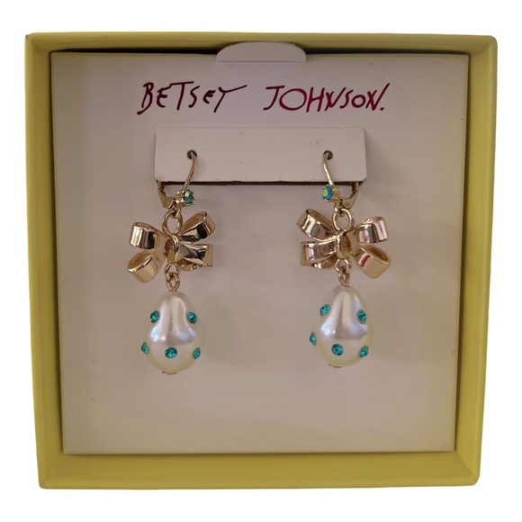 BETSEY JOHNSON • Blue Crystal Pearl Gold Bow Drop Lever-back Earrings - Picture 3 of 3